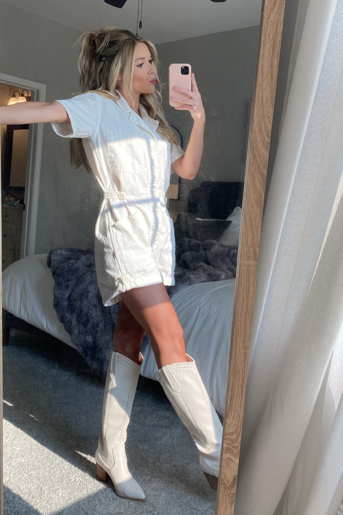 nashville outfit // white boots // cma fest day 1 🤠

#LTKFind #LTKSeasonal