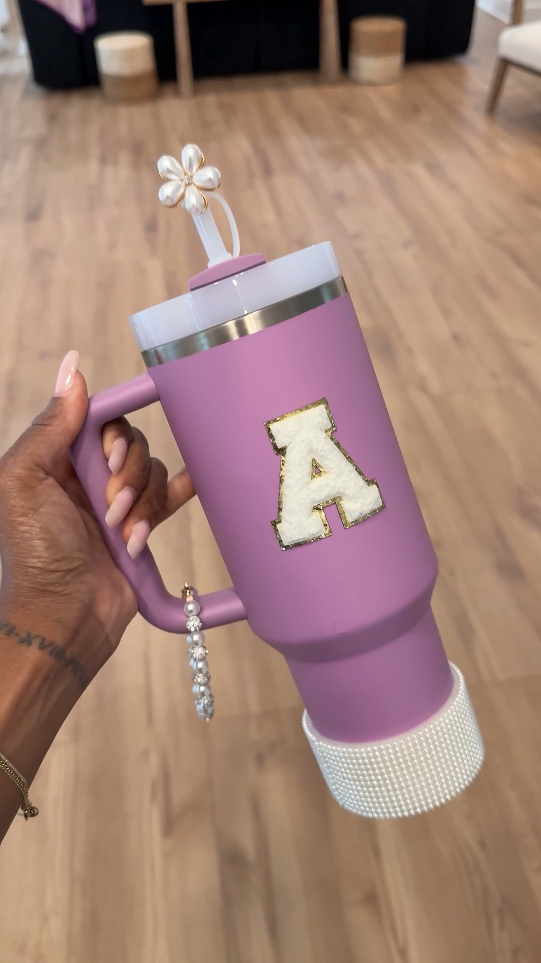 Scroll to shop! ✨ School must-haves. Everything is linked below.👇🏾

Desliza para comprar. ✨ Imprescindibles para el regreso a clases.

📲 Download the free LTK app & follow me @kirasfashionfinds to shop all my daily finds.

#LTKmomlife #LTKKids #LTKSeasonal