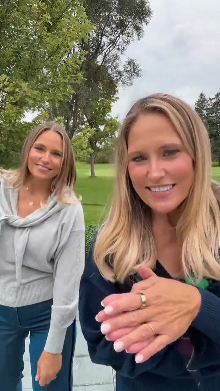 Two fall trends we’re loving right now are knit scarf sweaters and argyle! We’re having so much fun bringing these classic styles back into our wardrobes with fresh looks. Both are easy to wear and add a fun touch to everyday fall outfits.