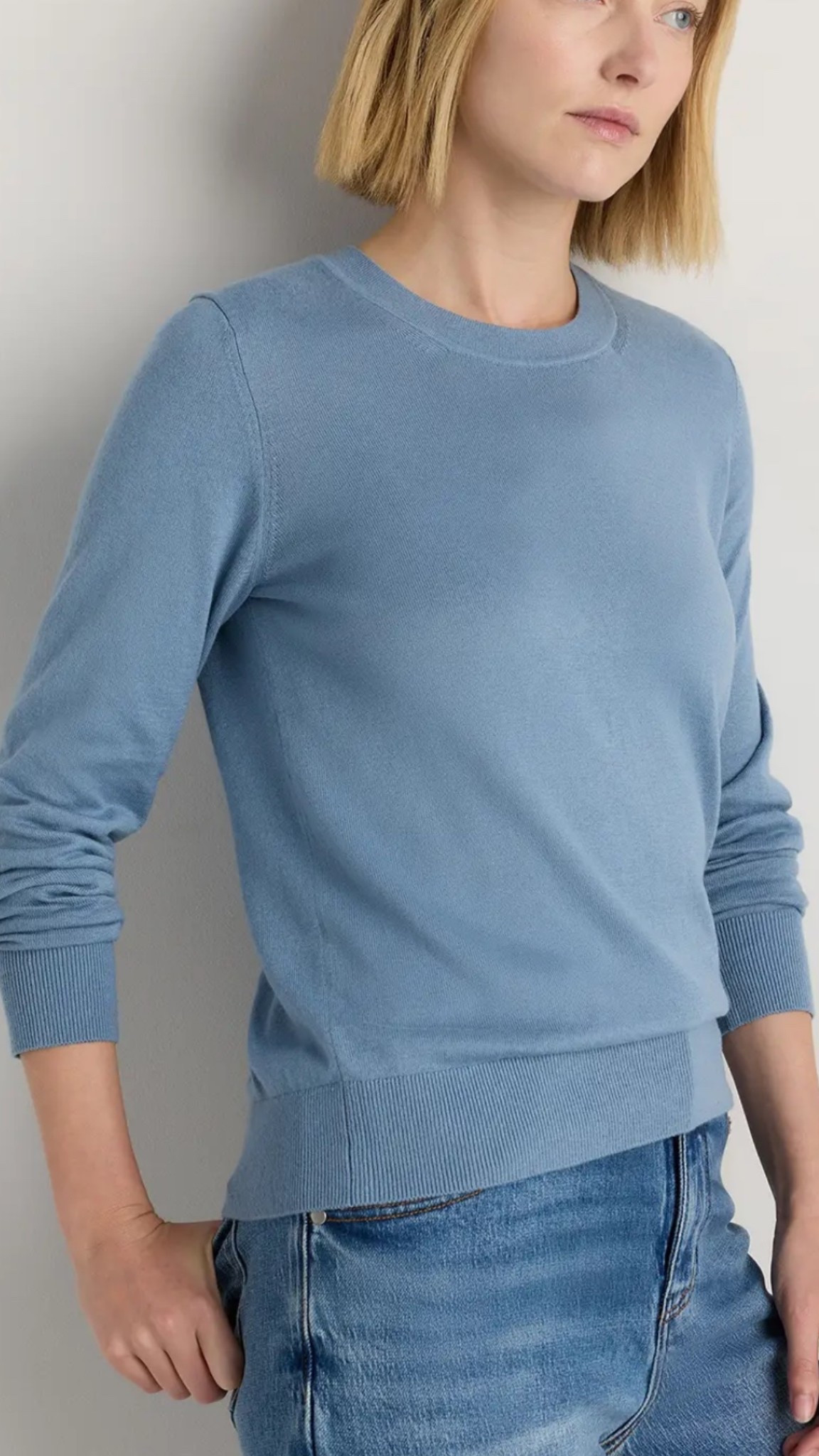 Lightweight cashmere on sale for $23 today! Comes in lots of pretty colorways! 