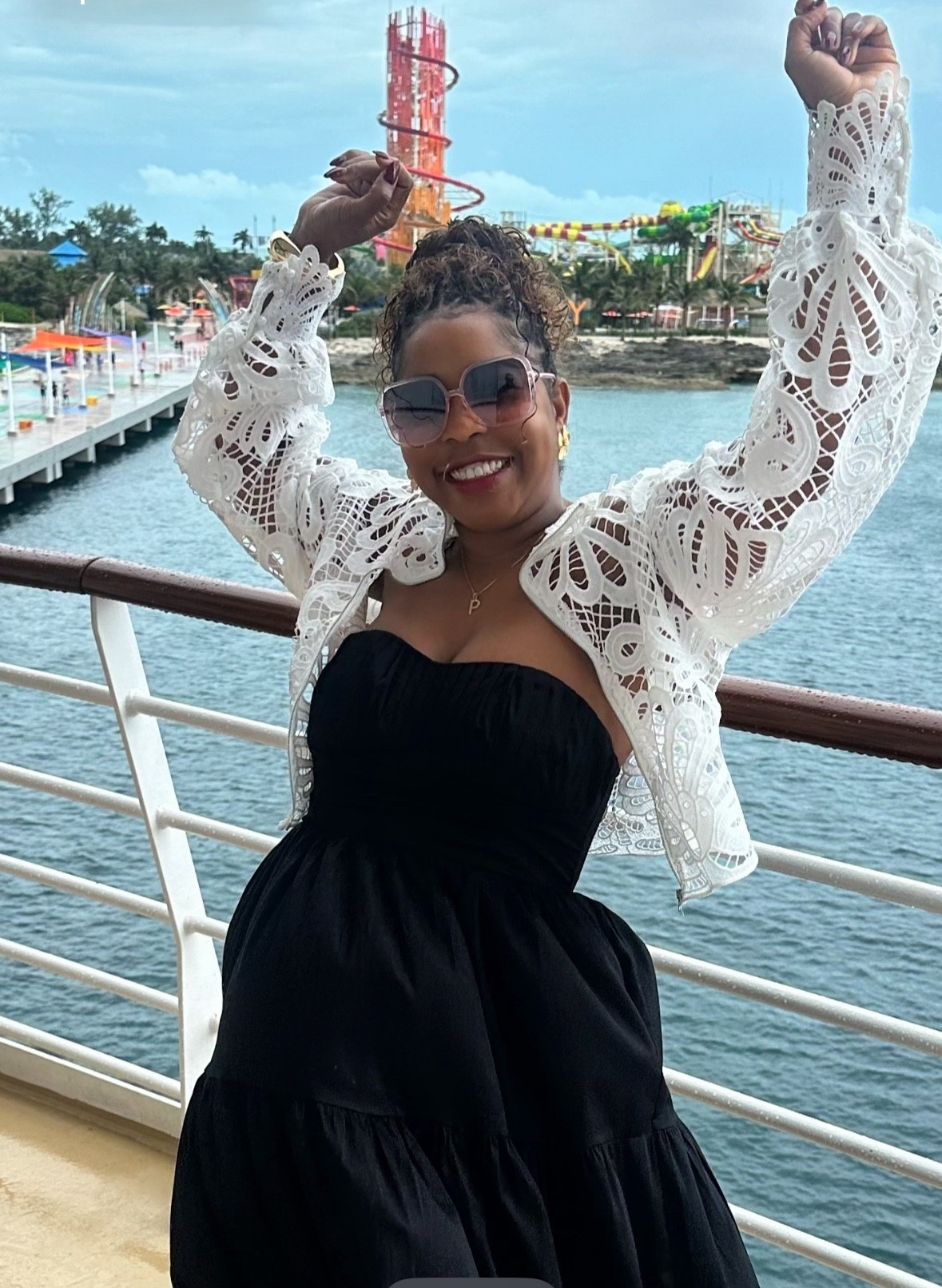 Strapless black dress with pockets for Summer!

#LTKSeasonal #LTKStyleTip #LTKPetite