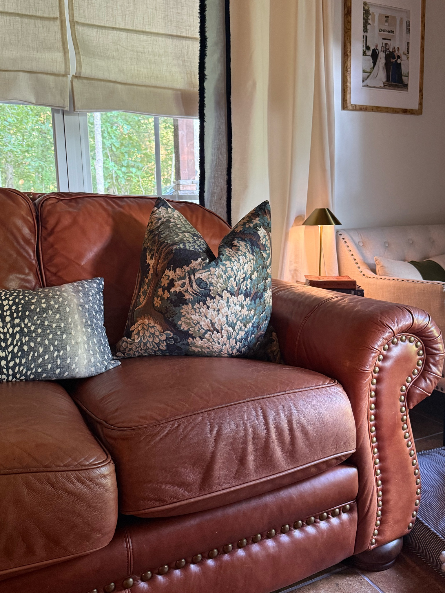 Living room decor - timeless interior design - cozy home decor

#LTKHome
