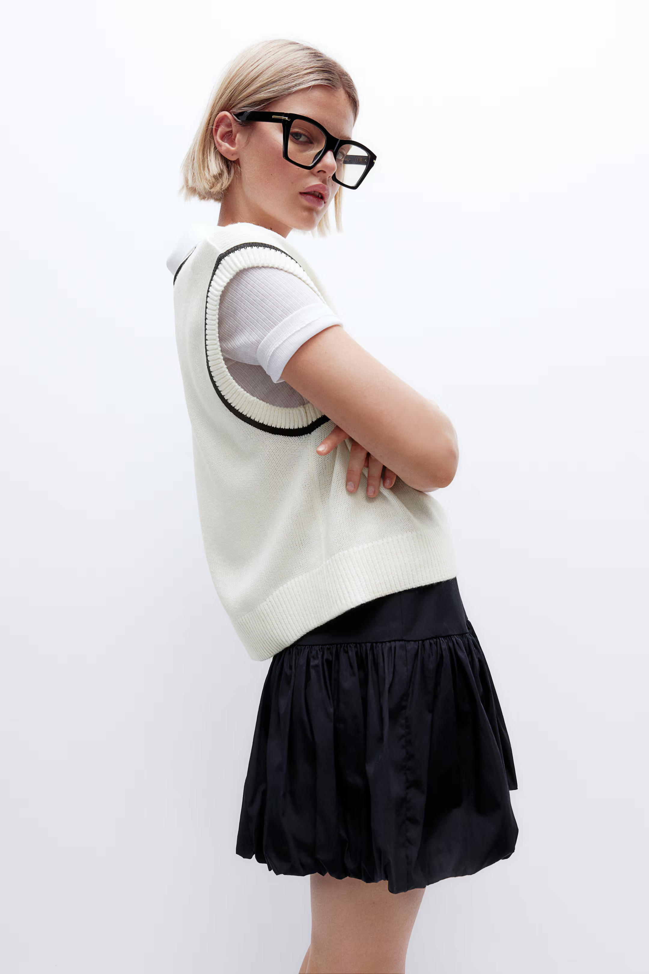 V-neck Sweater Vest | H&M (US + CA)