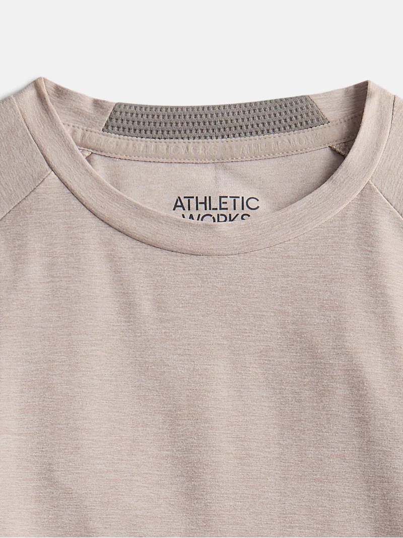 Athletic Work Boys ButterCore Tee with Long Sleeves, Sizes 4-18 | Walmart (US)