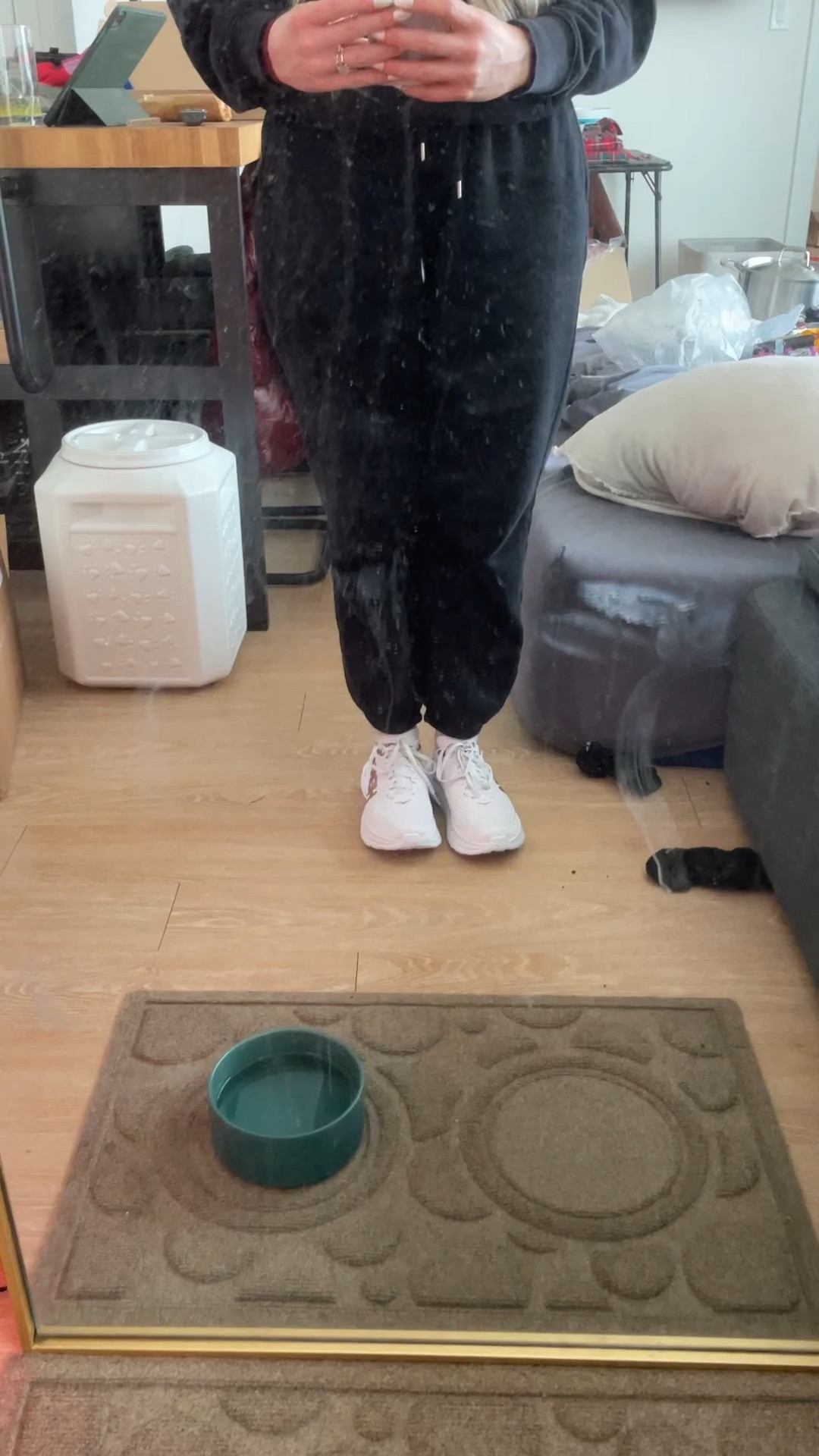 hola mach 5’s !! new running shoes, im obsessed #hoka 