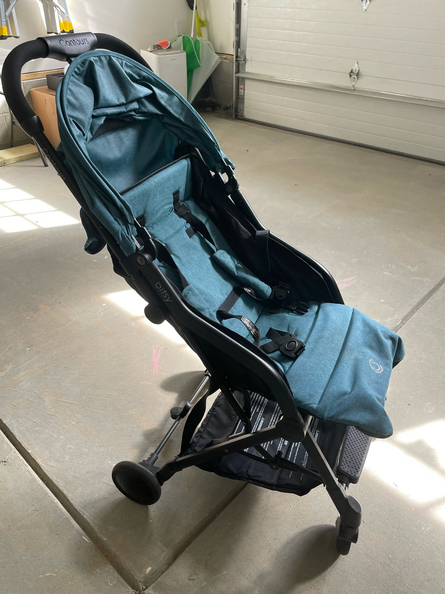 The perfect travel stroller. Universal car seat fit and one handed fold 

#LTKBaby #LTKFindsUnder100 #LTKTravel