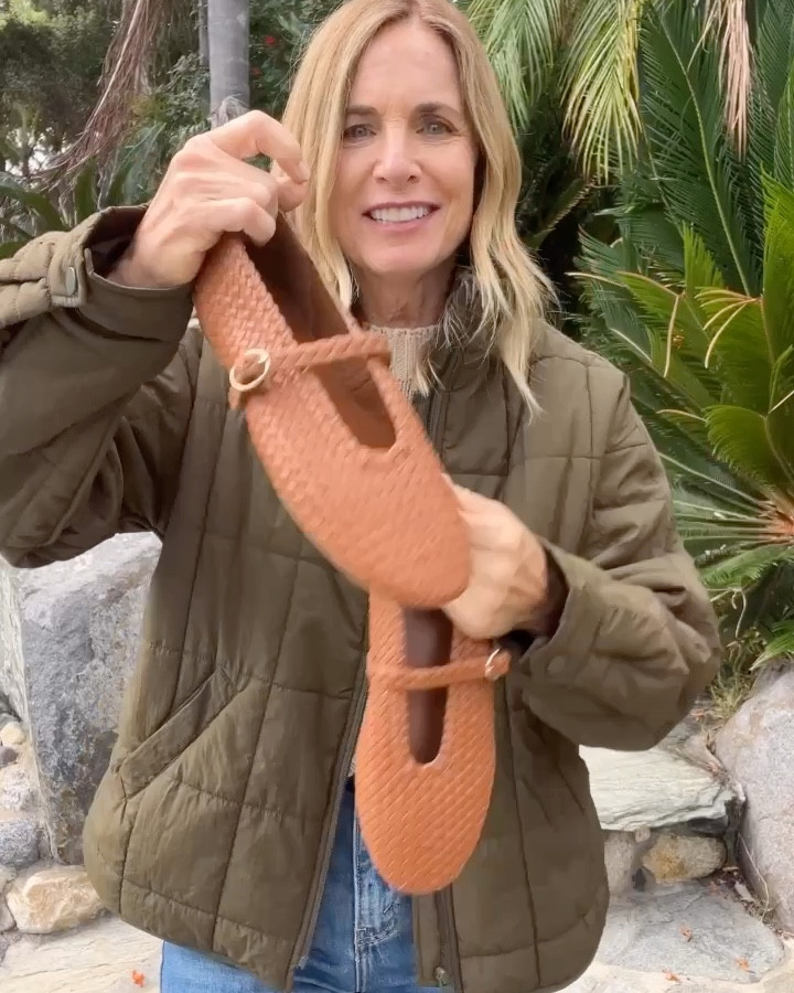 Okay, Prime Day is officially dangerous for my wallet 😂
I’ve partnered with Amazon to share my favorite can’t-miss deals — things I actually own, love, and use daily.

I’m 5’4” wearing XS, 0 and 25. 
Shoes sized down 1/2 a size

#ad #founditonamazon
@amazon

#LTKFindsUnder50 #LTKSaleAlert #LTKOver40