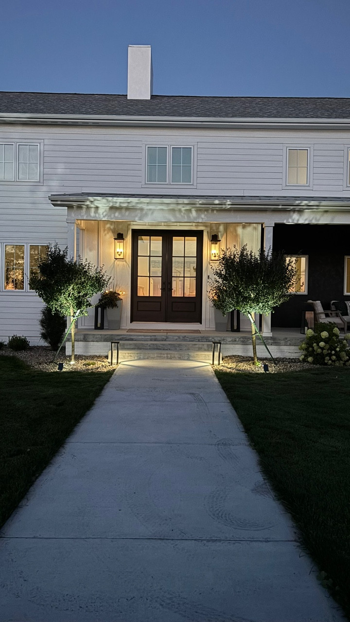 Sharing a fun Halloween idea for outside.  The star of the show are the solar lights. I am using them with my Halloween outdoor decor but can’t wait for Christmas to use them too!  They can also be traditional lights with yellow and white hues.  I have a code for 40% off: MIGT7ZZU.  Comment SHOP for the lights and my favorite Halloween outdoor decor! 

Thank you @linkindofficial for the awesome lights!

#whitehouse #diyhomeprojects #outdoorlighting #solarlights #homedecorating #halloweendecor #halloweendiy #outdoorhalloweendecor

#LTKHome #LTKSeasonal