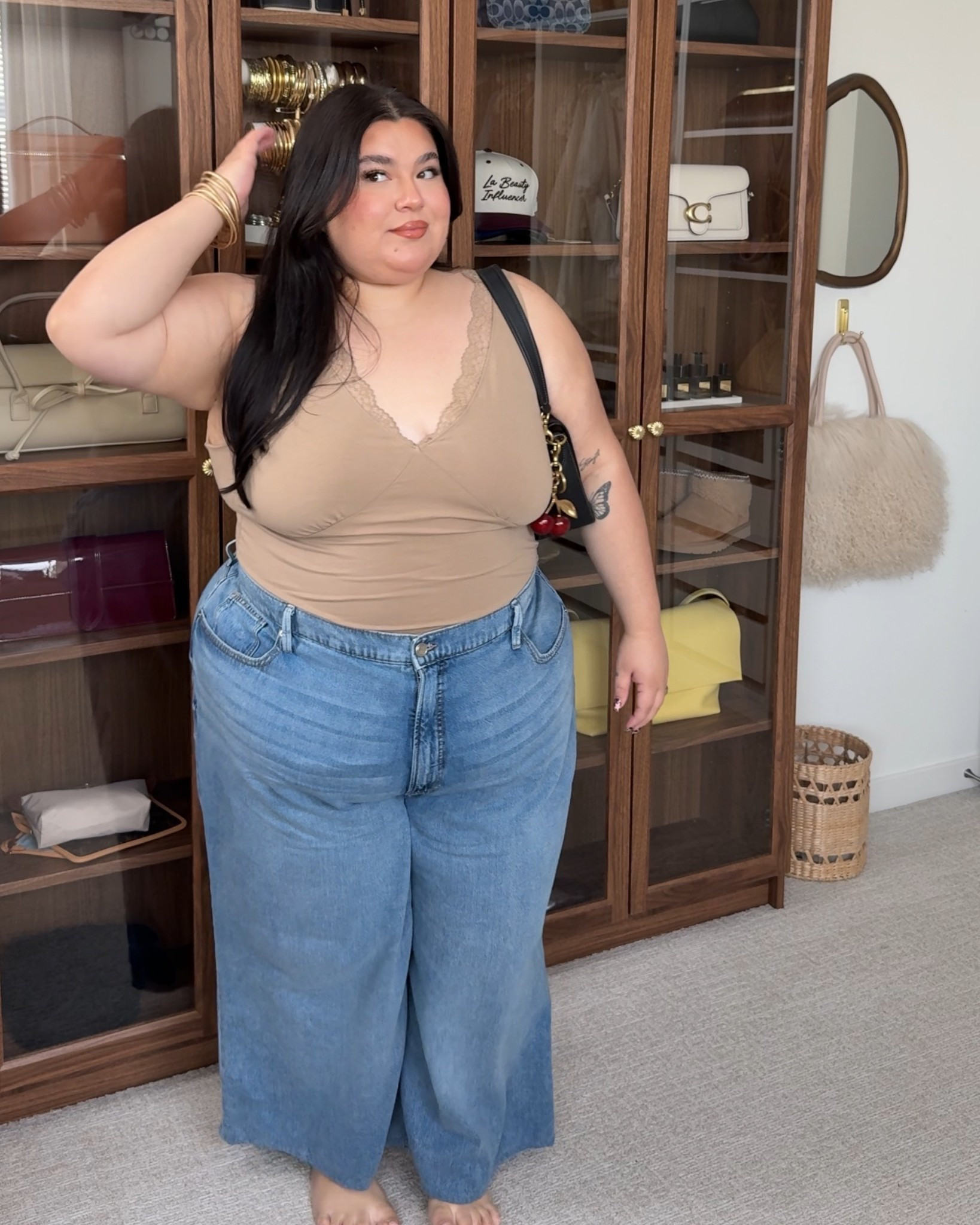 top: 2X
jeans: 24 & tailored 

#LTKootd #LTKSaleAlert #LTKPlusSize