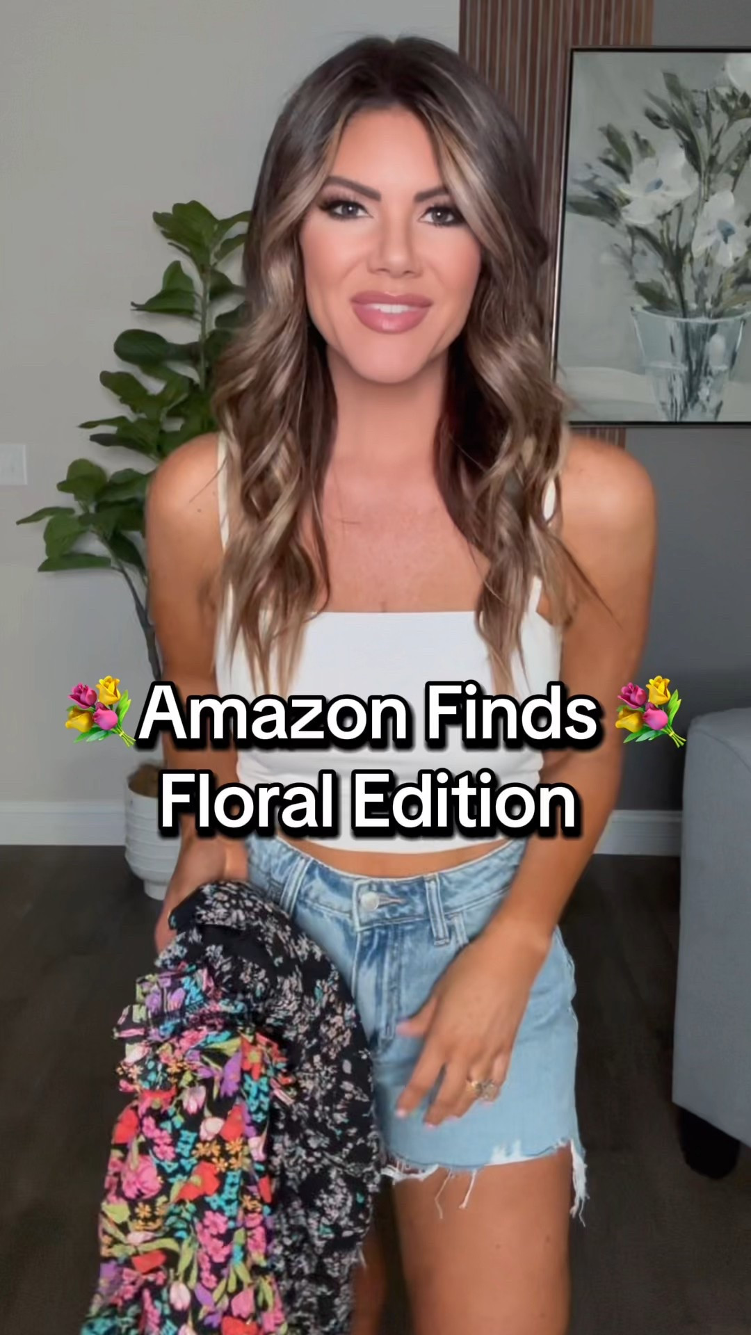 Amazon Finds 💐Floral Edition

Off the shoulder floral top. Distressed denim shorts. Black crop puff sleeve tie in the back top. Floral maxi shirt. Mom approved. Spring styles. Affordable fashion. 

#LTKSeasonal #LTKFindsUnder50 #LTKStyleTip