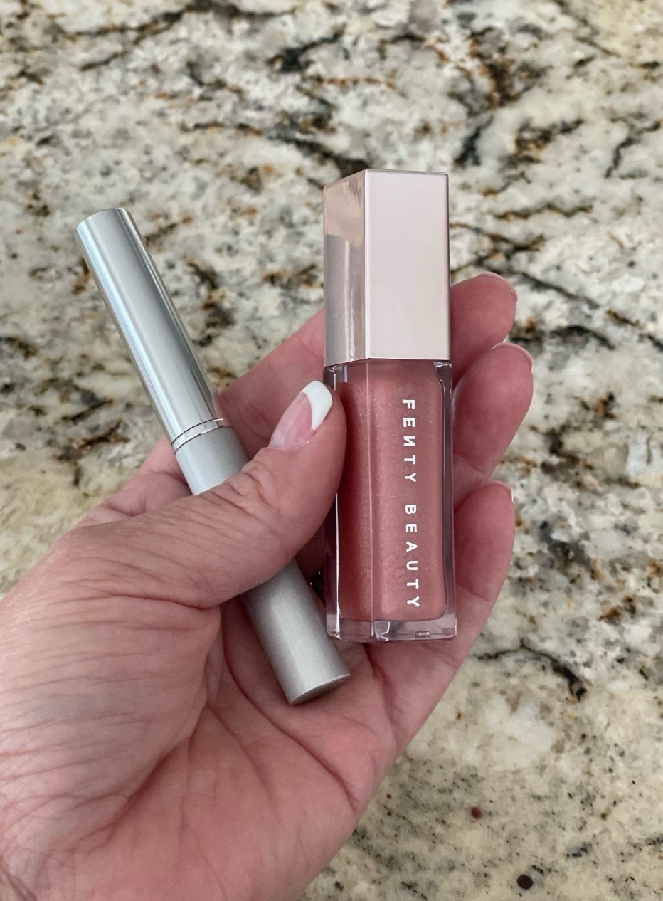 Sephora sale!!! Love this lip gloss combo for an everyday look

Fenty beauty, Clinique 


#LTKBeauty #LTKSaleAlert #LTKFindsUnder50
