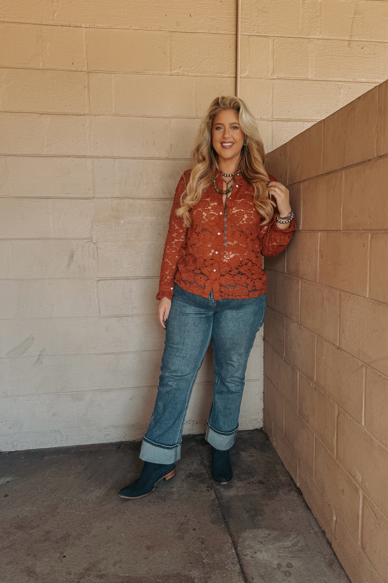 Western OOTD 

TOP: LARGE 