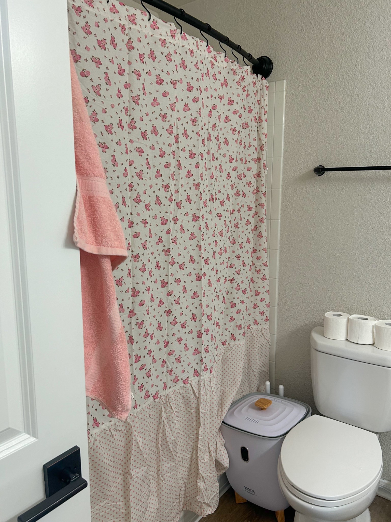 the shower curtain came out perfect! 🌸🤍✨🛁

#LTKBeauty #LTKselfcare #LTKHome