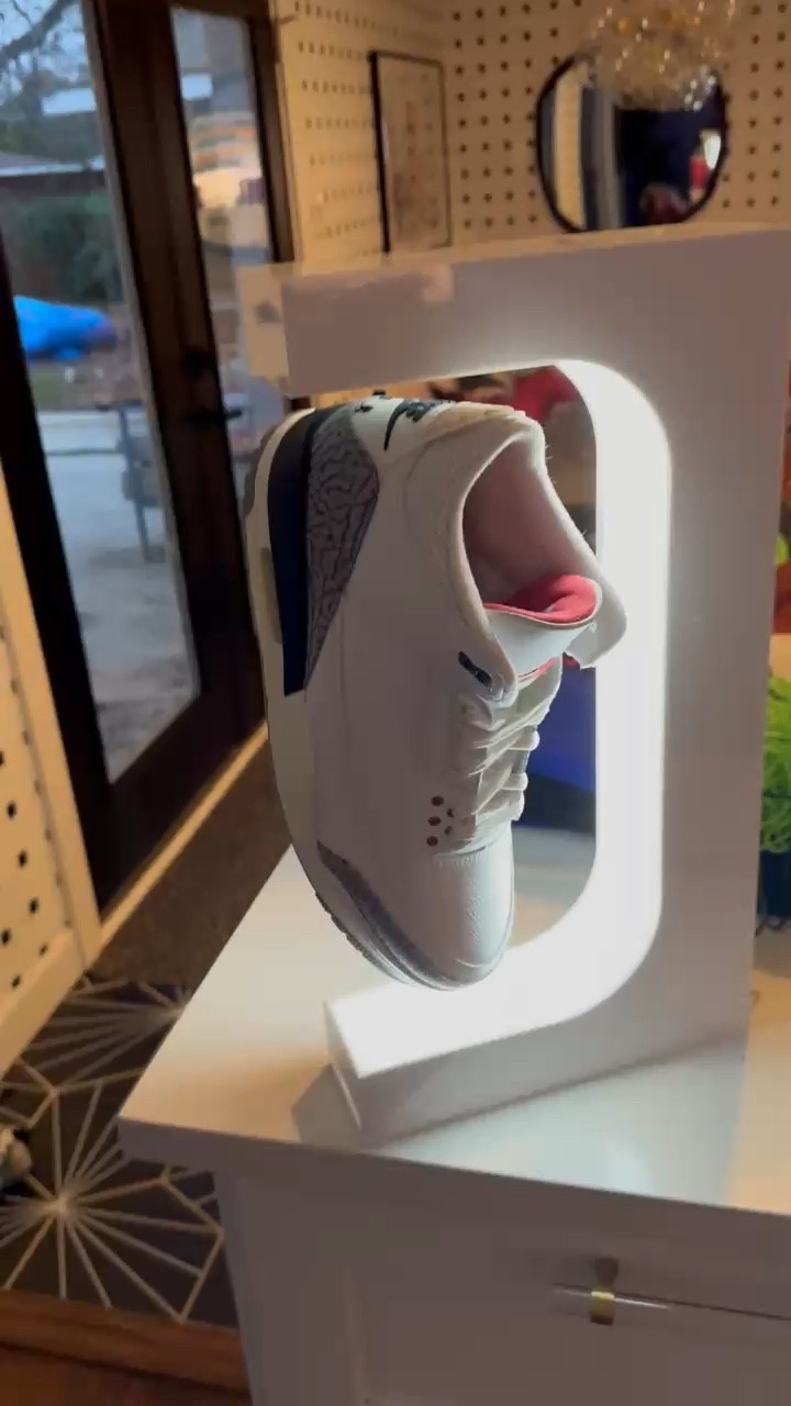 Sneaker head shoe display  

#LTKHome #LTKMens #LTKShoeCrush