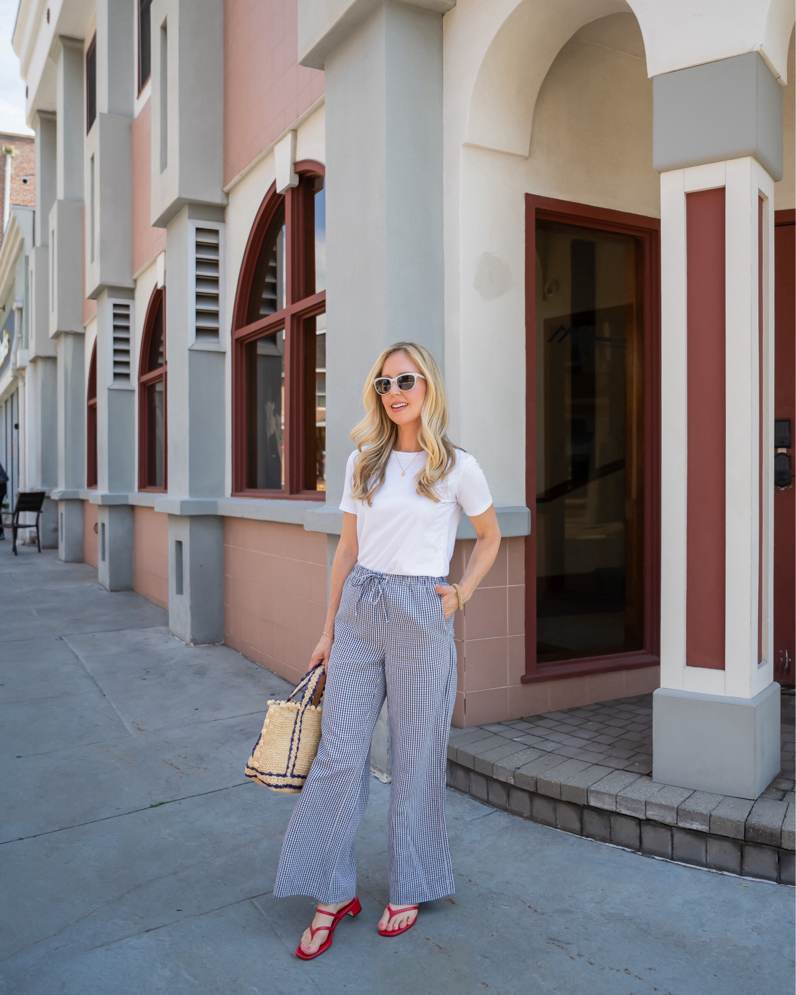 Love these linen pants. They fit true to sizes I’m wearing XS in the short inseam. A full review of these pants are coming soon on thefashionhousemom.com. I have them in 3 different fabrics.

#LTKSeasonal #LTKPetite #LTKOver40