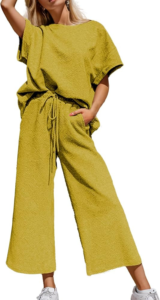 Women's 2 Piece Outfits Textured Sweatsuit 3/4 Batwing Sleeve Crew Neck Pullover Top Wide Leg Pan... | Amazon (US)