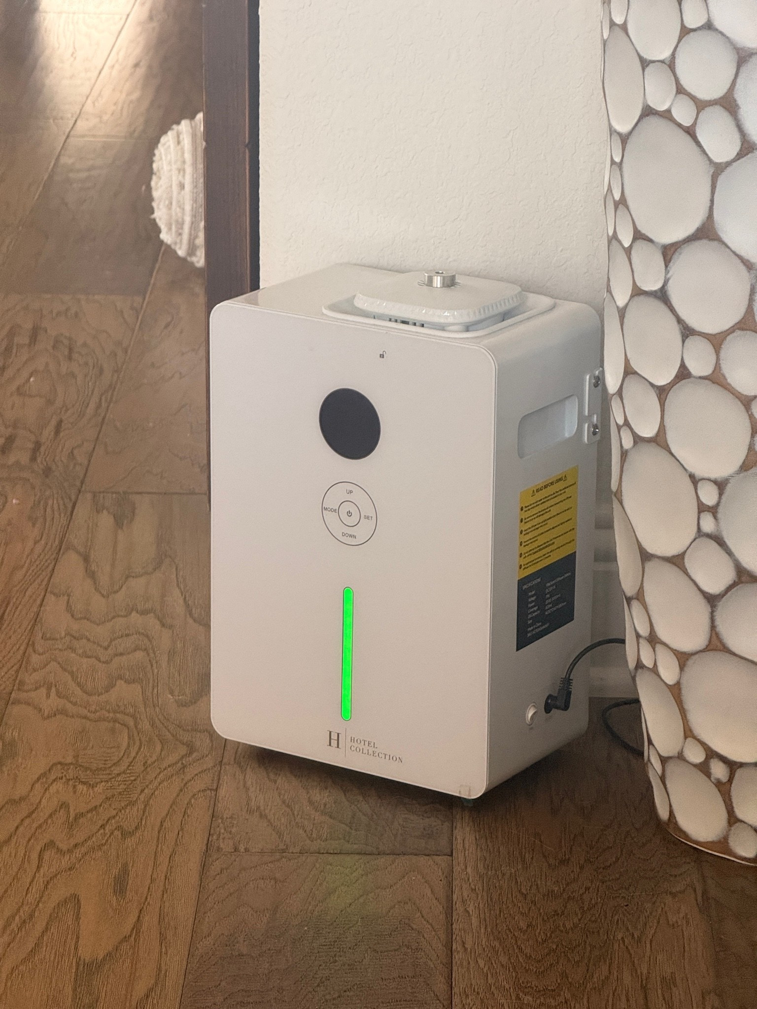 Scent diffuser that covers up to 1800 sq feet! Perfect find to eliminate candles!

#LTKHome #LTKSeasonal