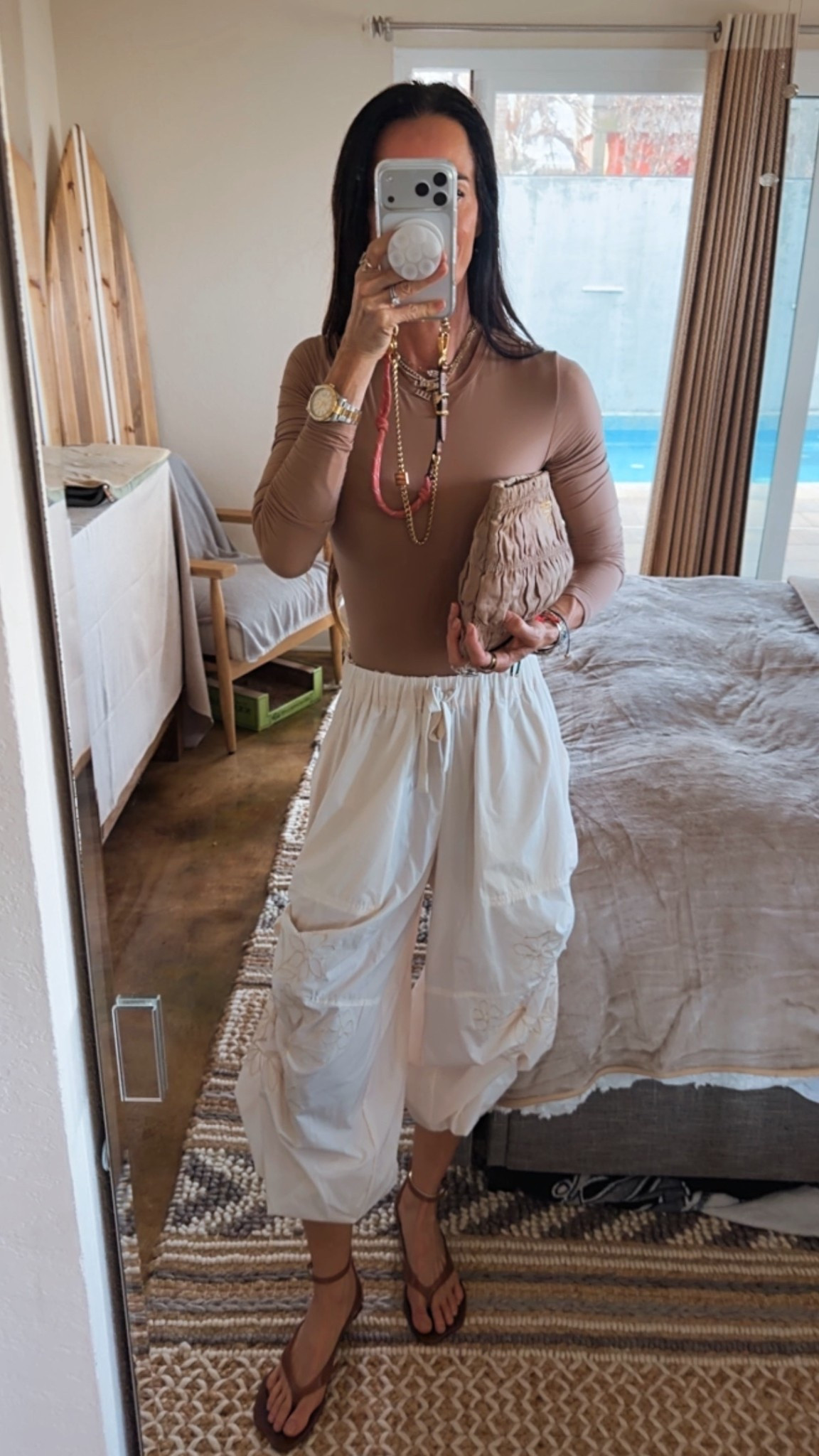 Quick change, quick glam, and off to happy hour 💁🏽‍♀️

Nothing better than an easy OOTD that still feels put together… because let’s be honest, we’re not overcomplicating anything for cocktails by the water 🍸

Effortless, a little polished, and just the right amount of chic ✨

#LTKgrwm #LTKootd #LTKdayinmylife