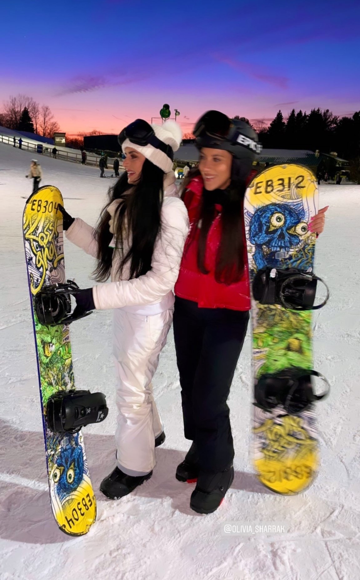 In honor of the first snowfall of the season ❄️⛄️🏂⛷️

#LTKSeasonal #LTKHoliday #LTKSaleAlert