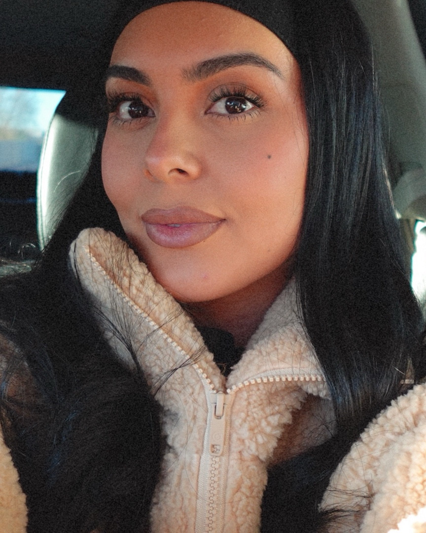 First selfie of the year 

#LTKBeauty