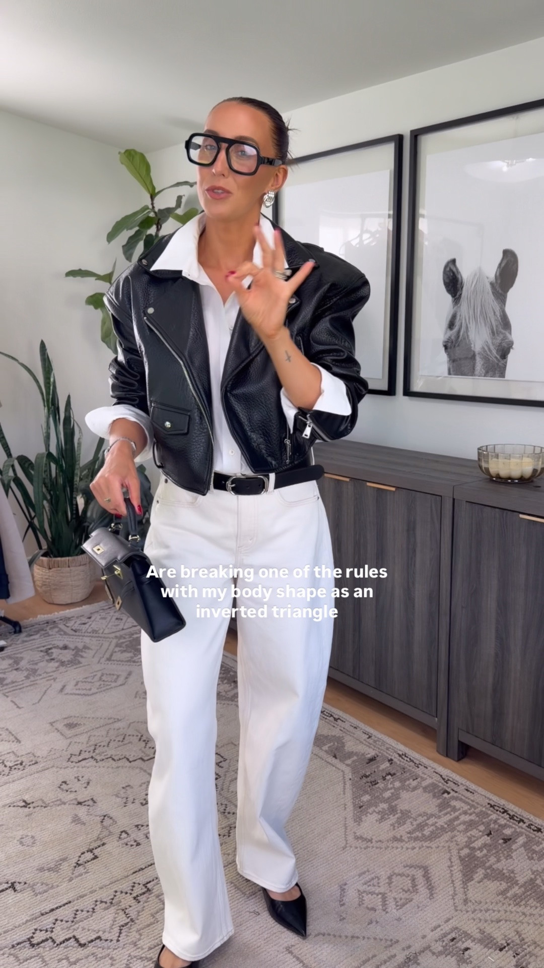 Done letting “me living in Montana” be the reason I can’t wear the outfit 😏

Leather jacket, crisp white shirt, white jeans. Yes, in Montana. The jacket and small details is doing the heavy lifting, and I’m letting it 🫰🏼

Leather jacket: M
Button up: XL
Belt: M
Denim: 27 L

.
.
#montanastyle #fallstyle #falloutfitideas #falloutfitinspo #styleinspo

#LTKootd #LTKgrwm #LTKSeasonal