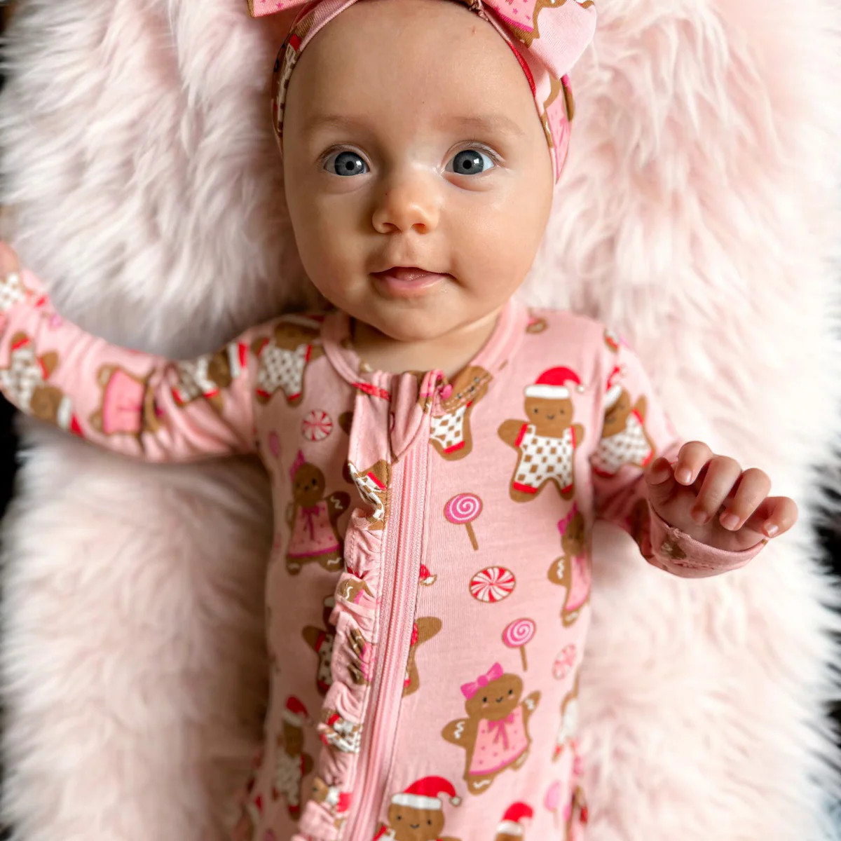 2-Way Ruffle Zip Footie, Gingerbread Friends Pink | SpearmintLOVE