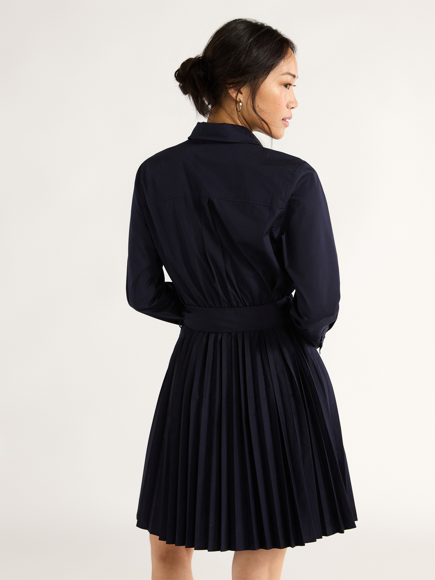 Free Assembly Women’s Pleated Mini Shirtdress with Long Sleeves, Size XS-XXL | Walmart (US)