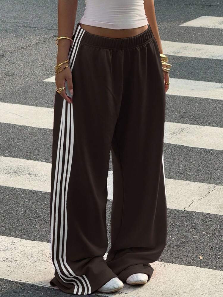 SHEIN EZwear Women's Chocolate Brown Casual Wide Leg Sweatpants With Side Stripe Detail And Extra Long Knitted Fabric For Everyday Comfort Brown Pants Striped Pants Oversized Pants Wide Leg Pants Loose Pants Wide Pants Brown Bottoms Women | SHEIN