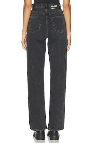 Echo Straight Jeans in Tar Retro Black | Revolve Clothing (Global)