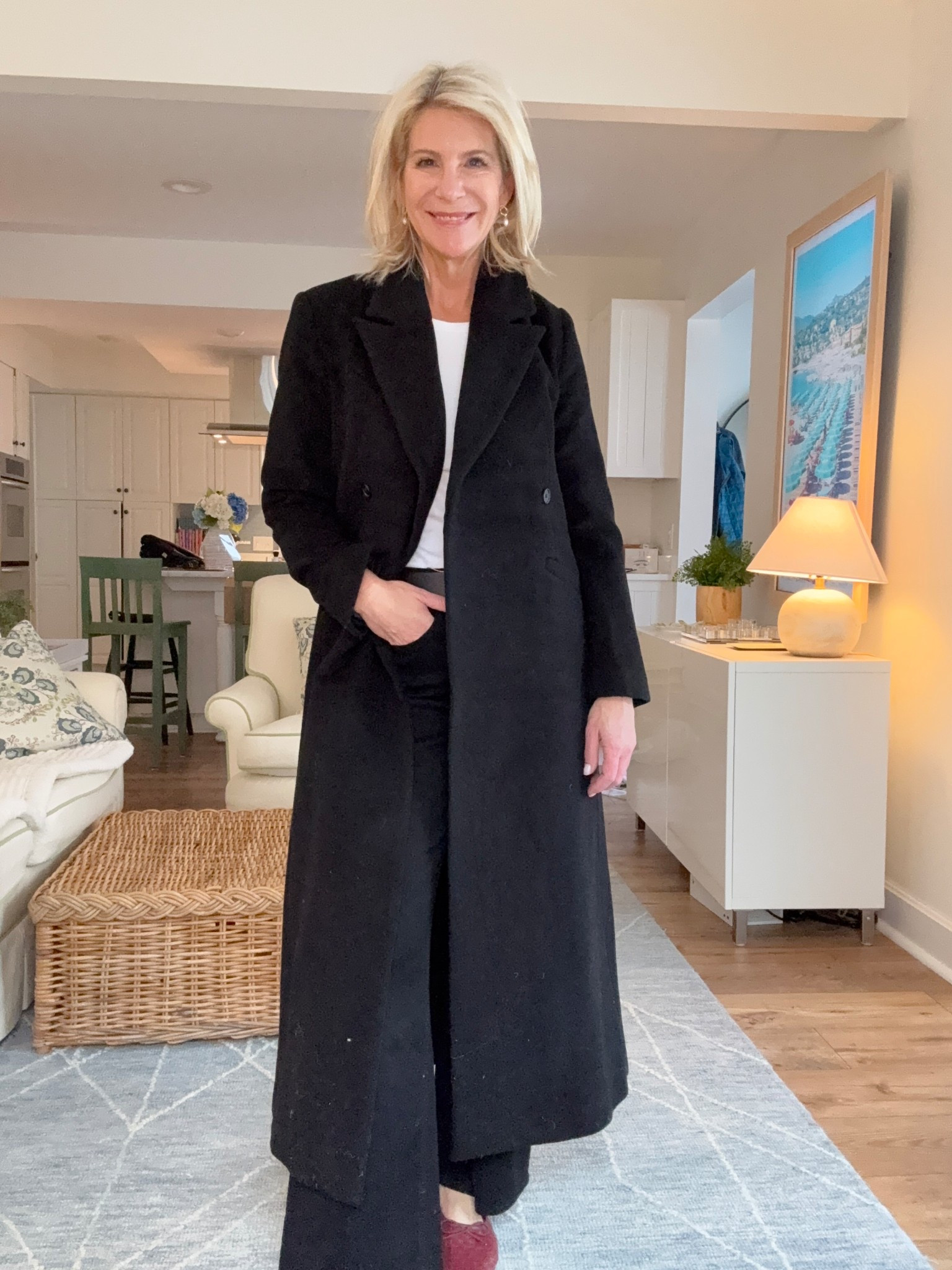 Ok this coat is one of those forever pieces. Clean, classic, and somehow makes everything underneath look better. Throw it on and go. Love this kind of easy polish.

#LTKstyle #LTKwear #LTKfinds #classiclook #everydaystyle #casualchic #effortlessstyle #winterlayers #wardrobebasics



#LTKOver40 #LTKootd #LTKSeasonal