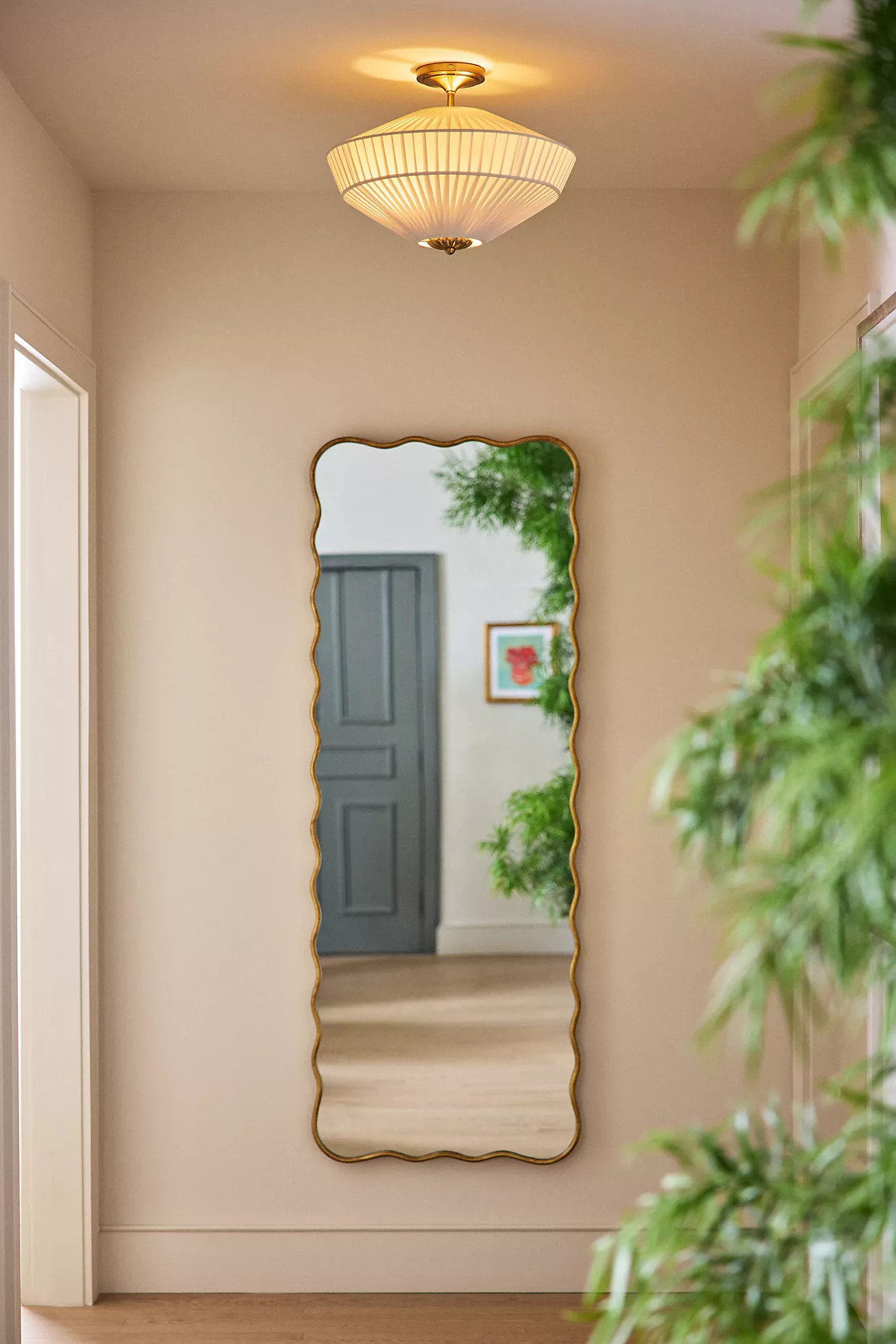 Coquile Scalloped Metallic Floor Mirror | Anthropologie (US)