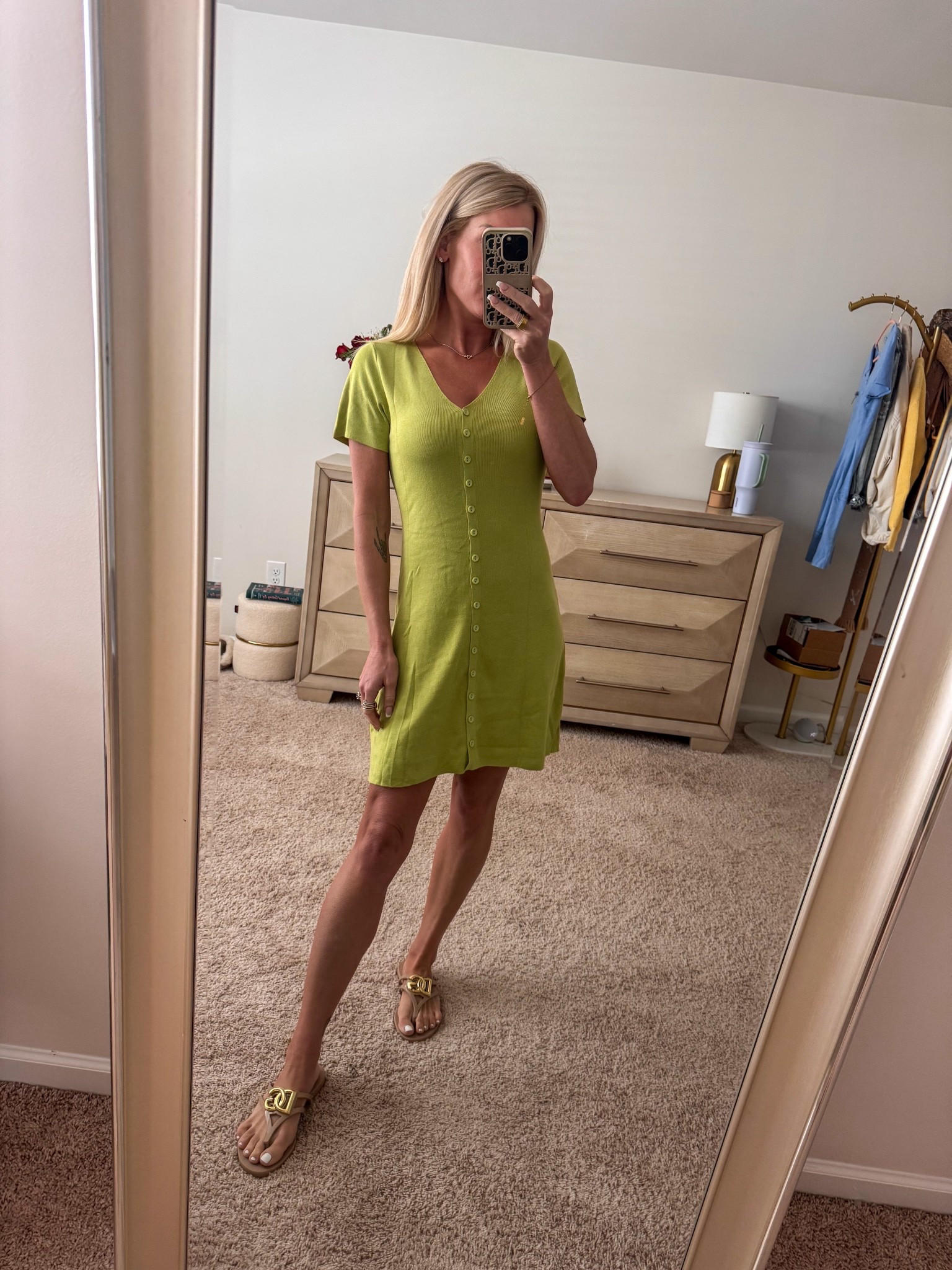 🤍 Amazon look I’m loving 🤍
An easy, put-together outfit that feels effortless but elevated ✨
#amazonfashion #lookilove #outfitinspo #ltkstyle #casualchic #everydaywear


#LTKootd #LTKSeasonal #LTKgrwm