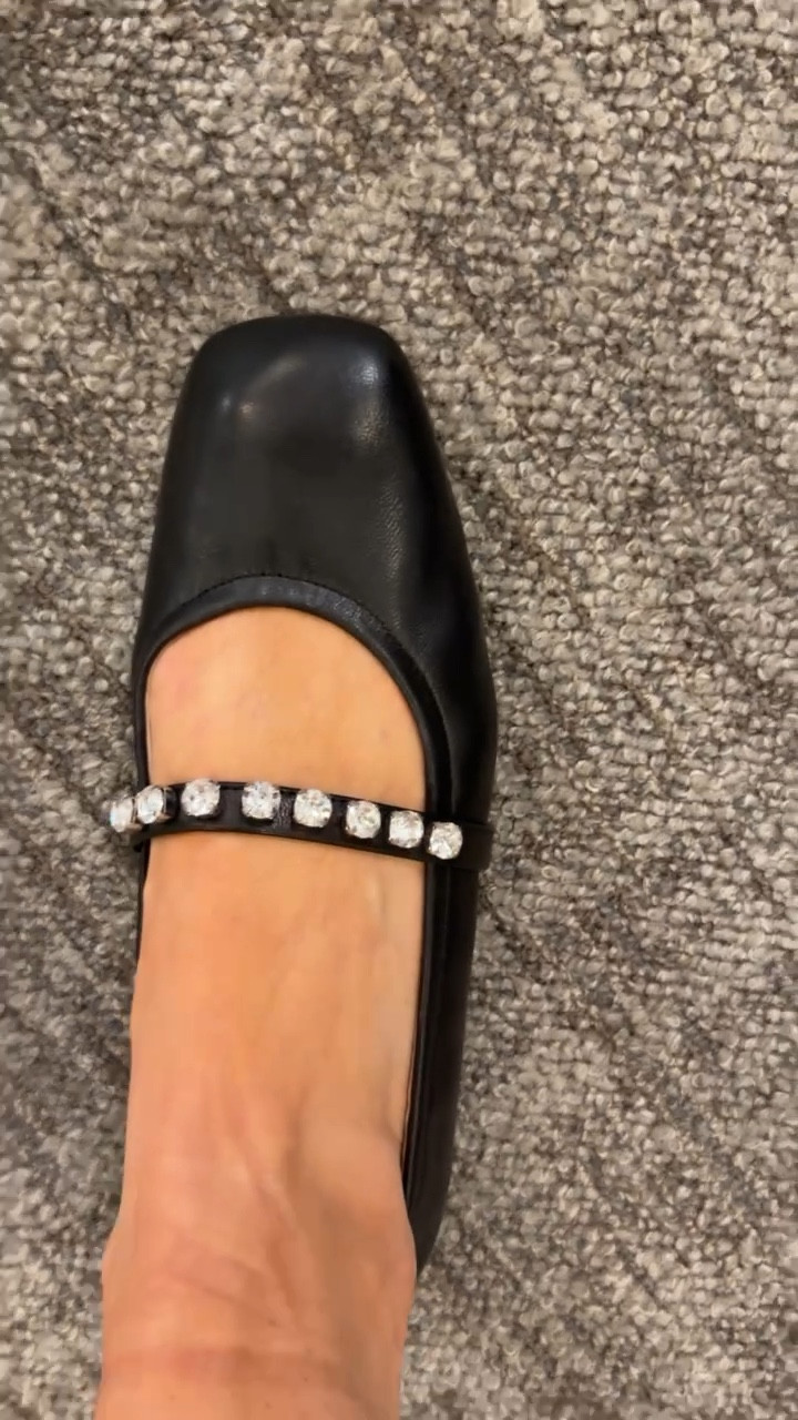 Ballet flats
Flats 

#LTKSeasonal #LTKSaleAlert