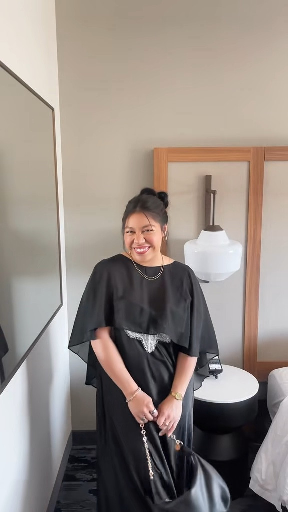 austin, tx wedding guest vibes! just give me some boots and a cowboy pls
catholic wedding used the shawl to cover up during the ceremony and it came off for the reception!