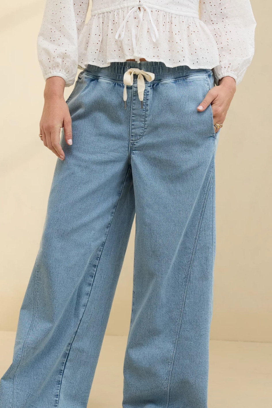 Aerie and American Eagle outfits! Slouchy jeans and feminine tops! Love both of these looks! All new jeans are 30% off!

#LTKFindsUnder100 #LTKStyleTip #LTKWatchNow