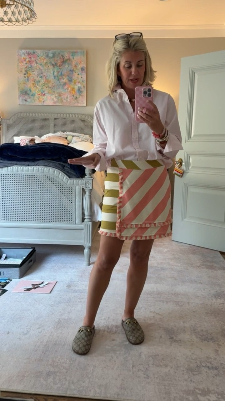 All my favorites (top, skort, earrings) on SALE and fully stocked!! I’m in xs blouse & skort and 8 shoes. 


Codes:
Erin McDermott- mixandmatch 25% off 
Allie +Bess - Catherine20
Loopy - mixandmatchmadness

#LTKmomlife #LTKSeasonal #LTKSaleAlert