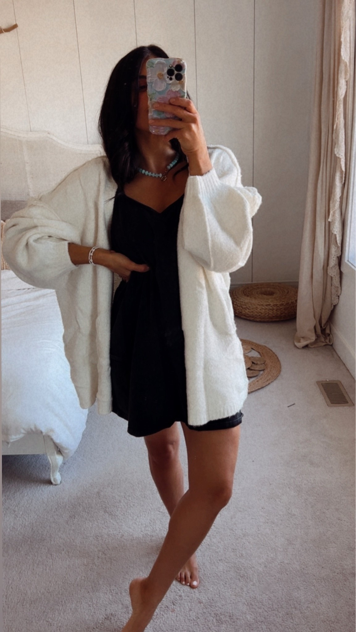 Xl in cardigan to get this look

#LTKcanada #LTKfall