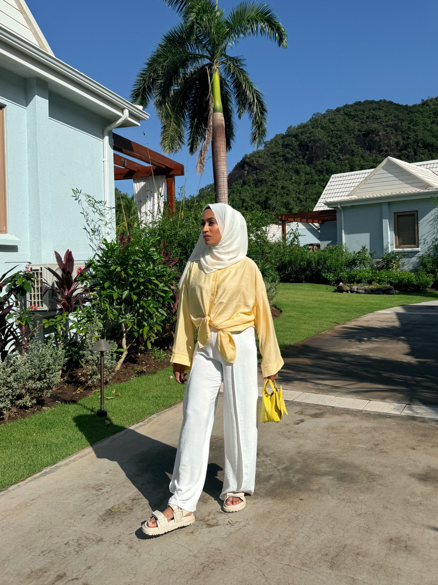 💛🌻🍋☀️

#LTKmodest #LTKuk #LTKtravel