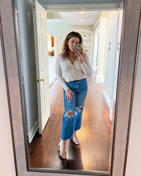 Loving these ripped high waist jeans and lightweight cardigan for spring! 

Spring outfit. Spring style. Spring outfit idea. Jeans. Denim. Target finds. Target style. 

#LTKSpringSale #LTKfindsunder100