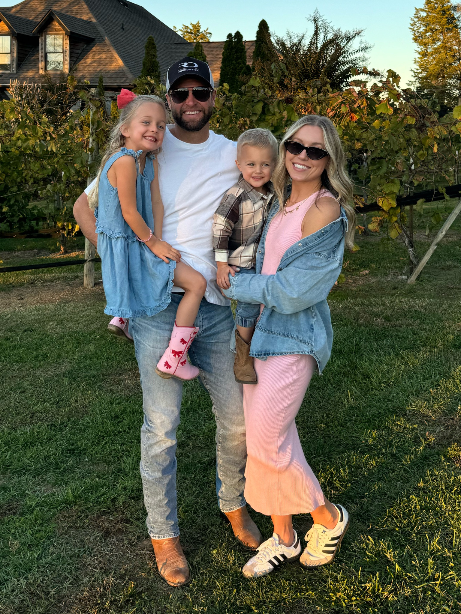 comfortable + affordable fall transition outfit 🎀 

#LTKFamily #LTKFindsUnder50 #LTKSeasonal