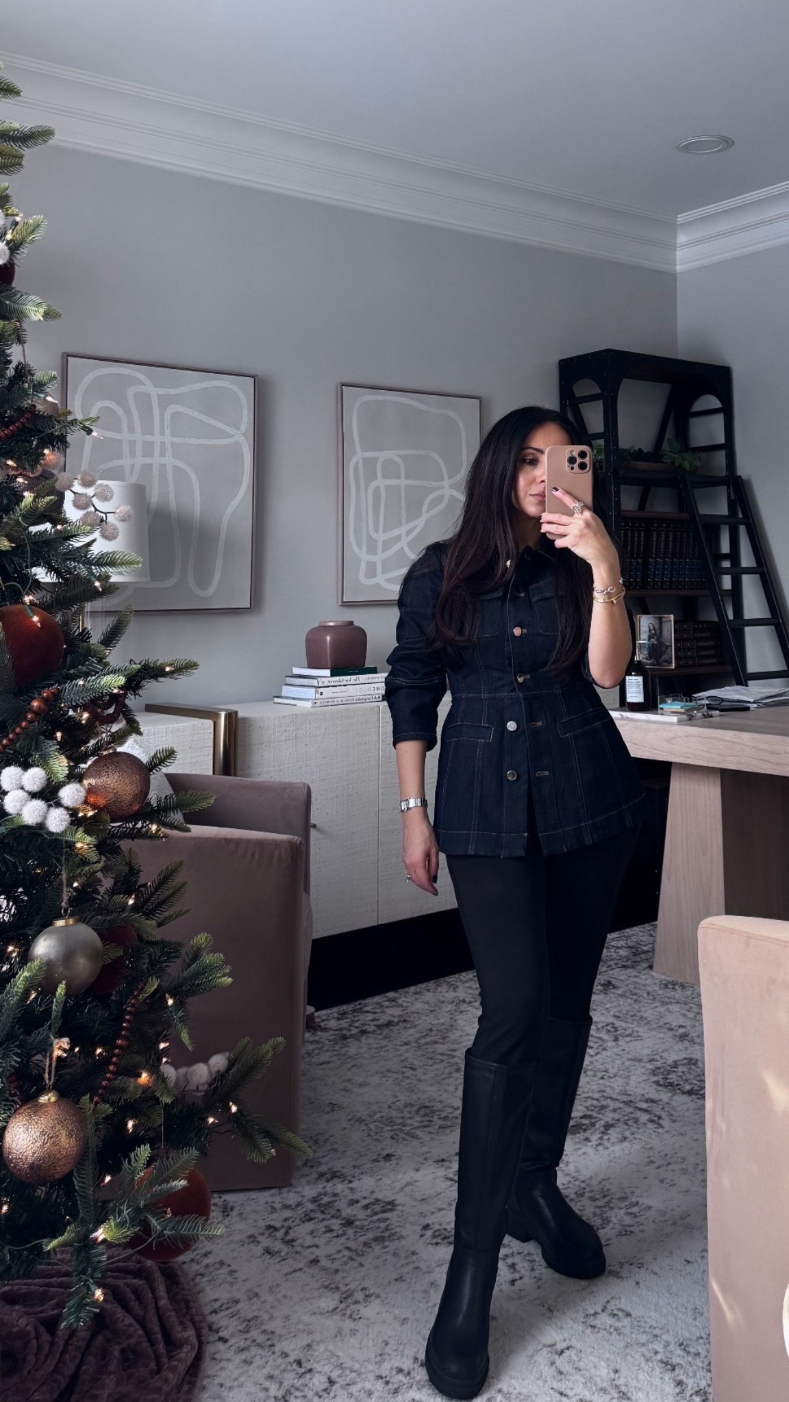 Lunch date ootd 

Whbm | denim jacket | Rita salmo | petite fashion

Jacket size: Xxs 


#LTKootd #LTKPetite #LTKOver40