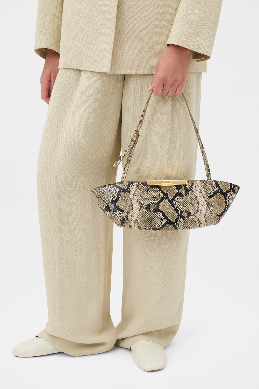 Miriam Clutch | Oroton