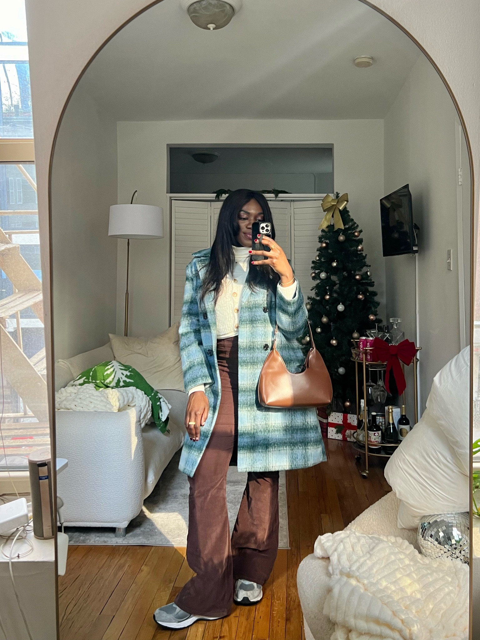 Winter outfit, winter coat, pants, comfy outfit, easy outfit, outfit ideas, casual outfits, sweater 

#LTKfindsunder100 #LTKsalealert #LTKSeasonal