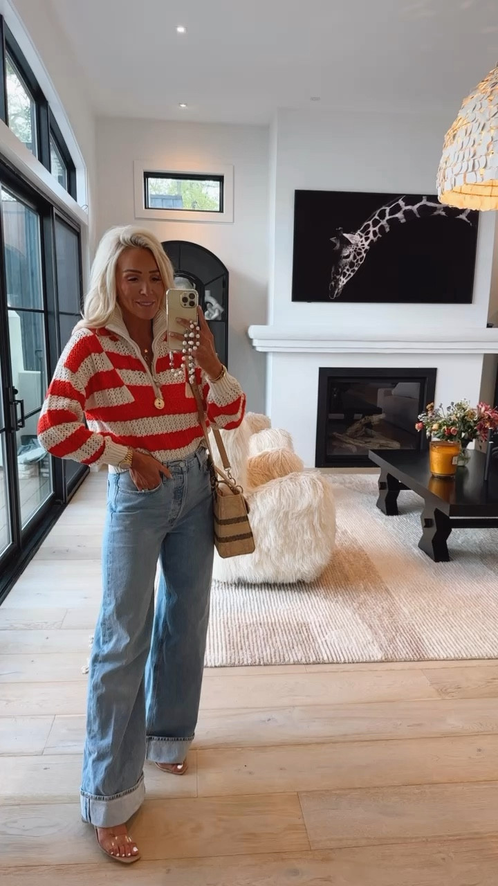 This target sweater is perfection! So cute to wear for Memorial Day weekend ❤️🇺🇸 I’m in a medium 