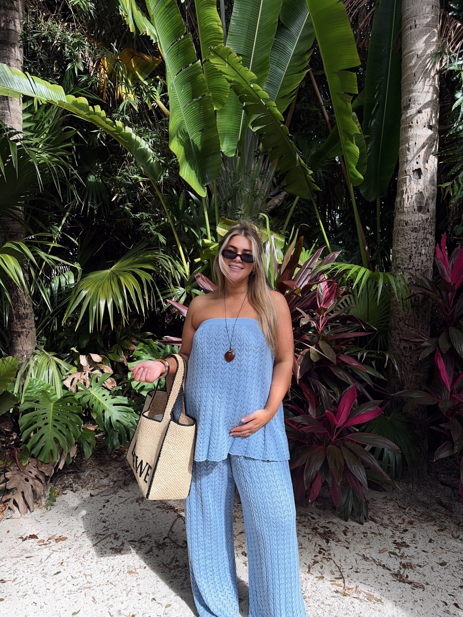 Babymoon outfit! 🩵 love shopping at Sabo for winter beach trips because they always have tropical options! 

Top — XL 
Bottoms — XXL 
My exact necklace is old from Zara