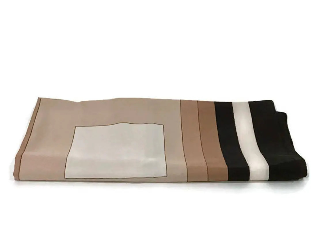 Retro Geometric Pattern Mod Scarf, Great Use of Neutral Colours, Simple yet Bold Style - Etsy Por... | Etsy (US)