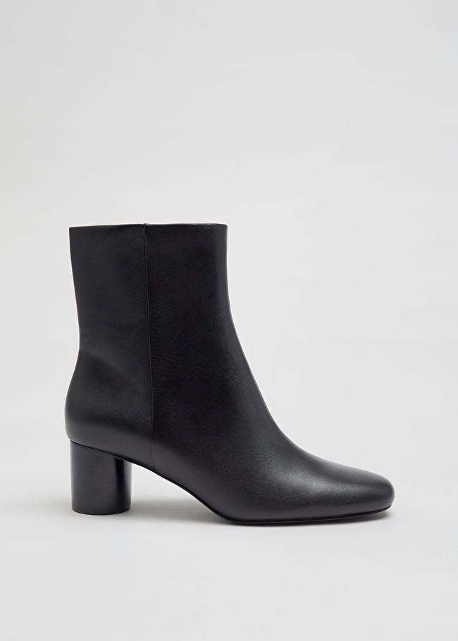 Pointed-toe ankle boots in leather curated on LTK