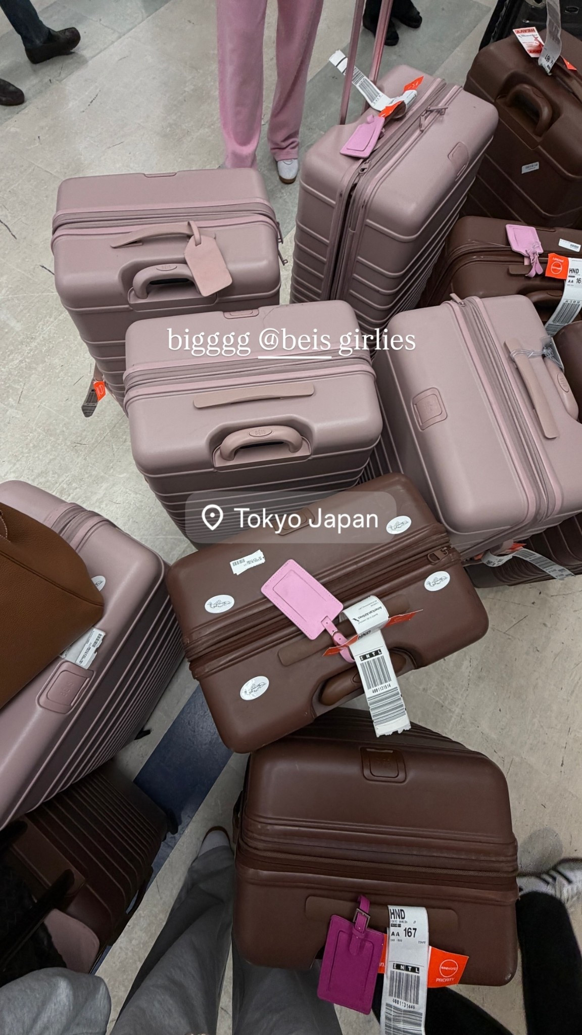 bigggg @beistravel girlies

#LTKdayinmylife #LTKTravel