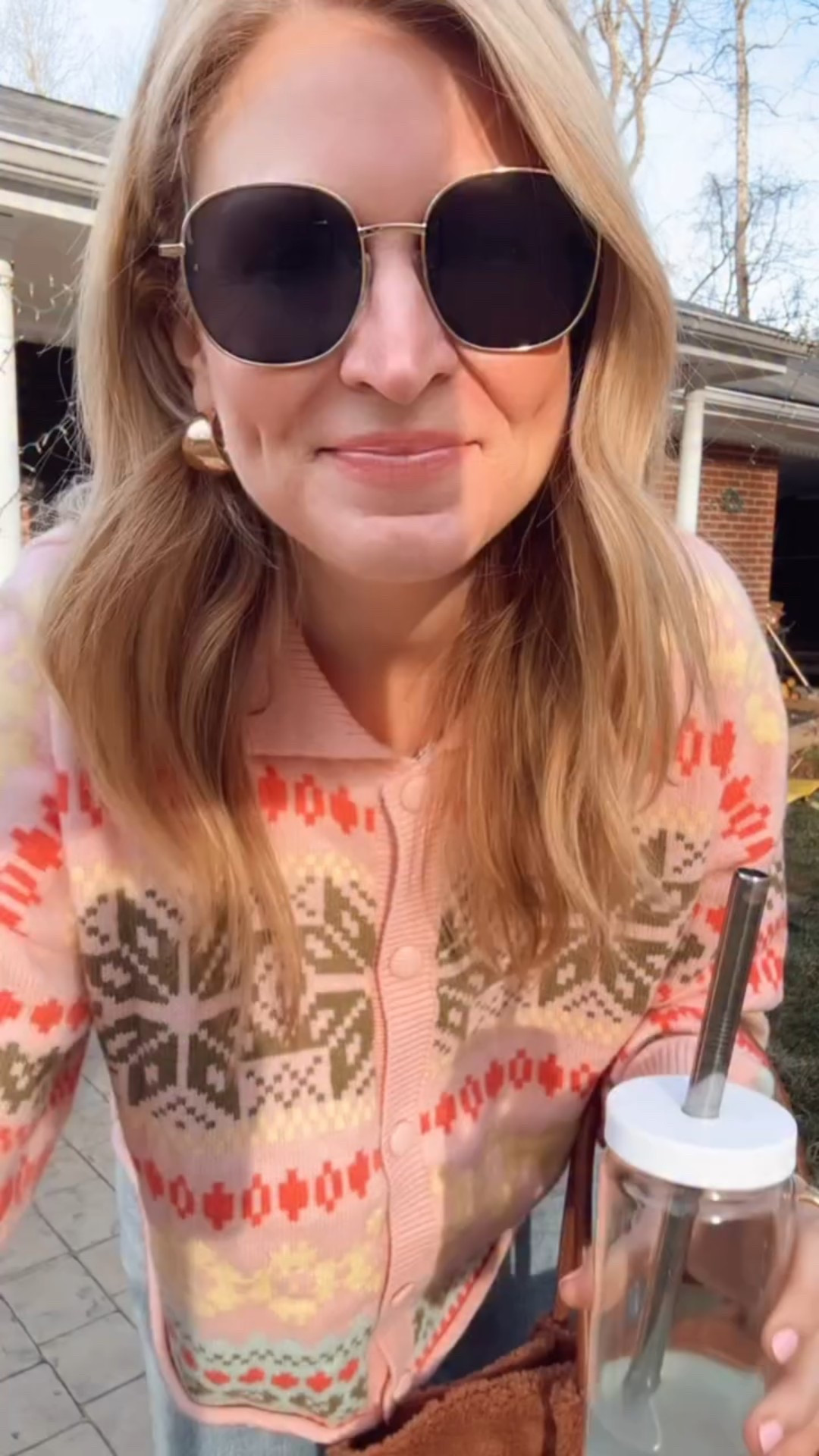 Is this not the cutest sweater? Love the colors and the collar. 😍😍 added some cozy pieces for the perfect Jan outfit. 

#monday #mondayoutfit #ootd #liektkit #whatiwore