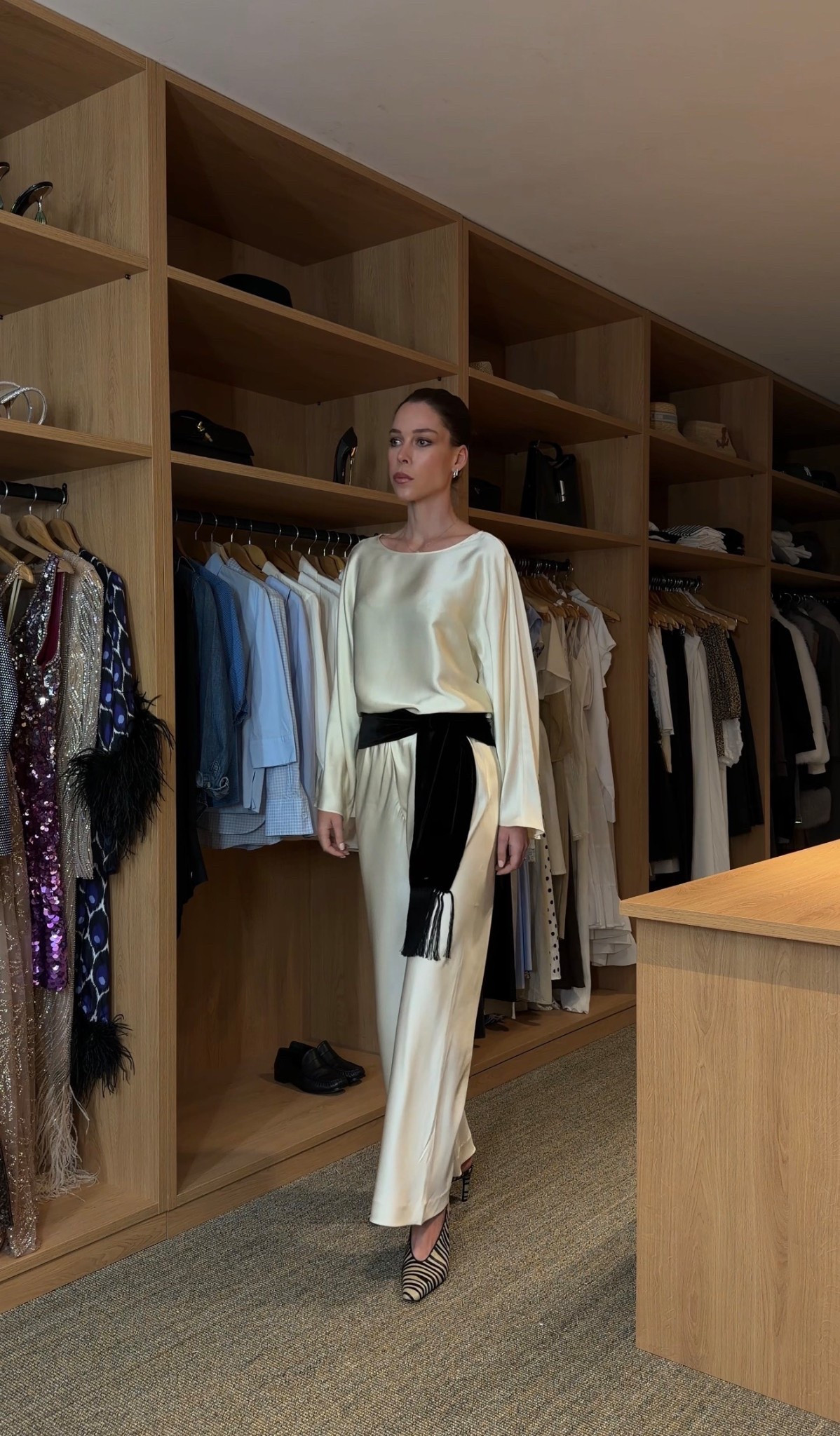 Soft neutrals & timeless elegance.
This satin set is the definition of effortless chic : fluid, feminine and incredibly comfortable. I styled it with a black scarf belt to define the waist and elevate the silhouette.

An easy outfit that feels minimal but looks very polished ,perfect for dinner, events or summer evenings.

#LTKeurope #LTKspring #LTKfrance
